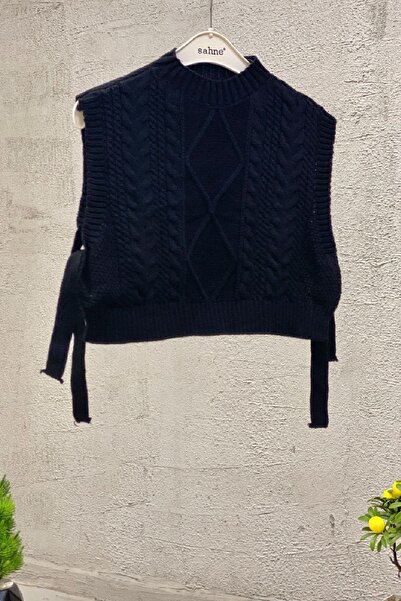 sahnemoda Yanları Açık Bağcıklı Süveter