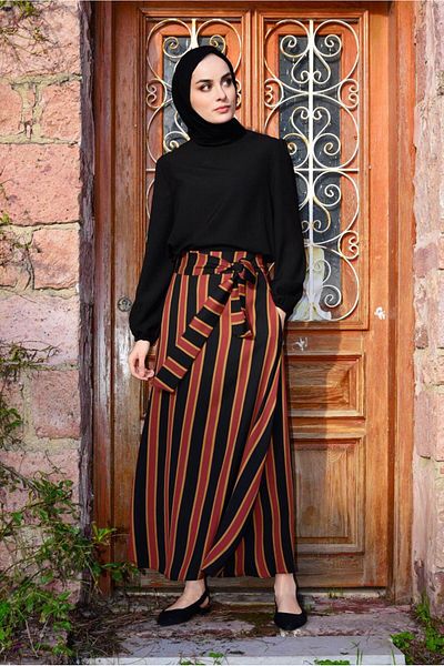 TRENDTESETTÜR Γυναικείο Μαύρο (ΜΑΥΡΟ-ΚΡΑΓΙ) Σετ Φούστα με Ζώνη και Ριγέ T 2126