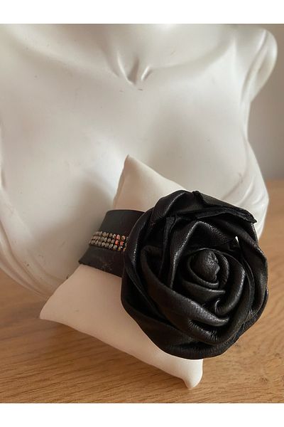 AGG TASARIM Syah Leather Rose Bracelet