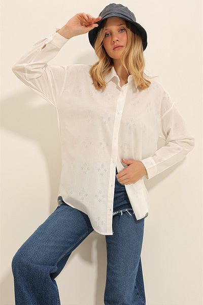 Trend Alaçatı Stili Women's White Motif Oversize Linen Shirt ALC-X11288