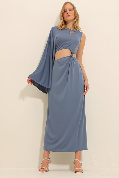 Trend Alaçatı Stili Dámské indigové šaty s výstřihem s výstřihem maxi délka pletené šaty ALC-X11331