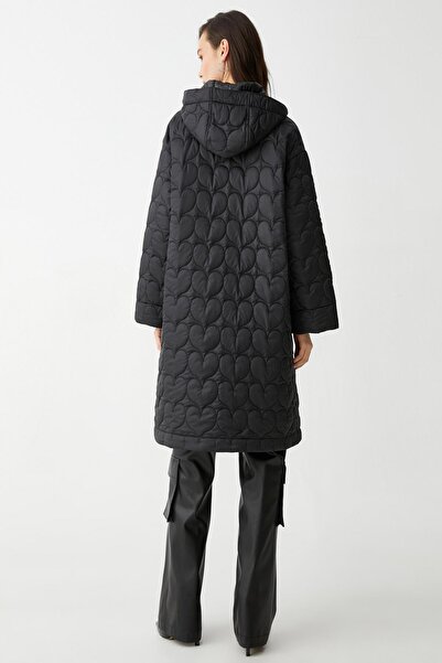 Koton Dlouhý kabát s kapucí prošívaný srdcem