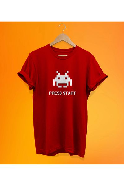 remonz Press Start Τυπωμένο κόκκινο, 100% βαμβακερό μπλουζάκι Basic (κανονικό μέγεθος).
