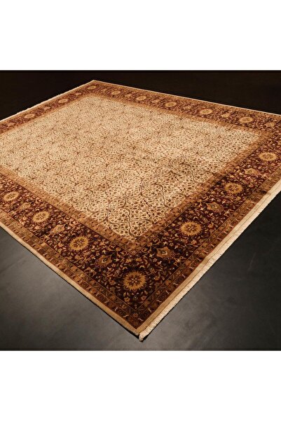 Halıcızade Uşak Desenli El Dokuma Halı