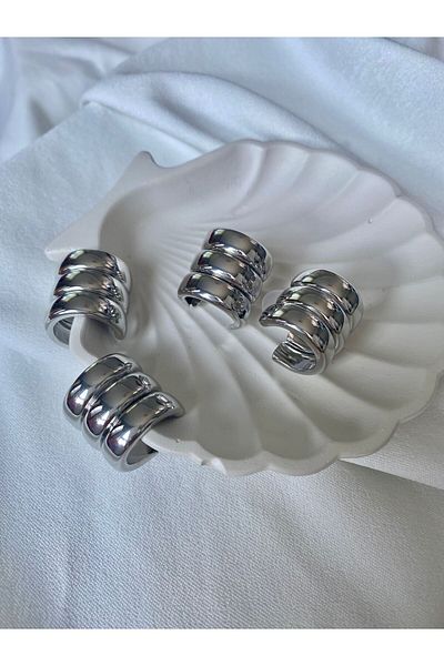 Lila takı STEEL SILVER TRIPLE LOOKING LOOP EARRING