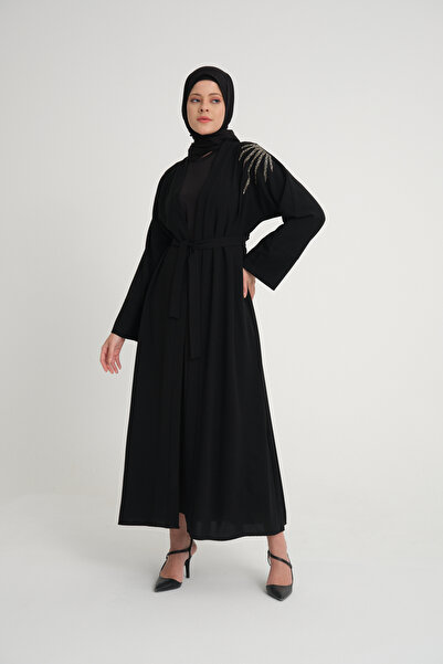 ayşegül yerlikaya collection كريب قماش كتف عادي مرصع بأحجار سوداء عباية-مرحلة