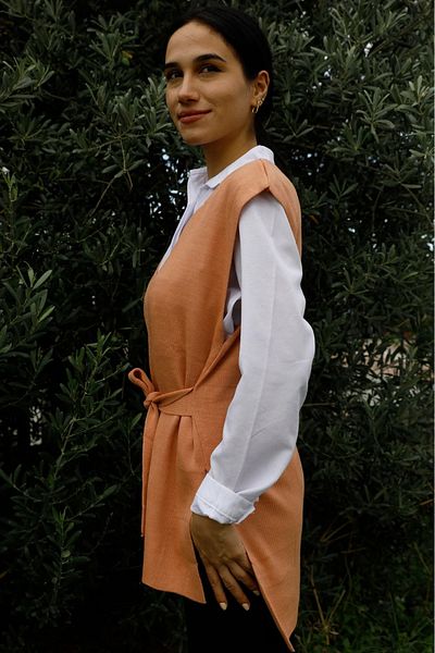 DAS KLEID Powder Colored V-Neck Belted Sweater