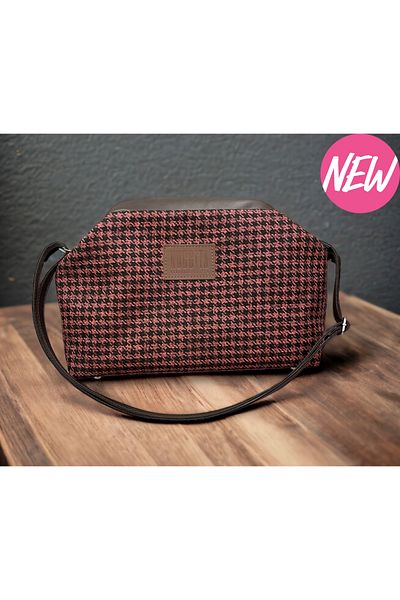 Nuggita Hidden Scholarship Clutch Hand / Shoulder Bag Houndstooth Patterned Burgundy Red