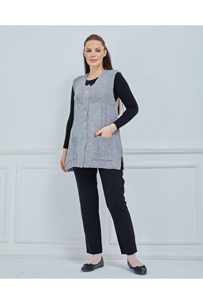 Fresh&Moda Women's Round Neck Knitwear Buttoned Winter Wool Vest with Pockets