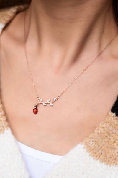 Sinsirella 925 Ayar Gümüş Rose Kaplama Taşlı Dallı Uğur Böceği Kolye