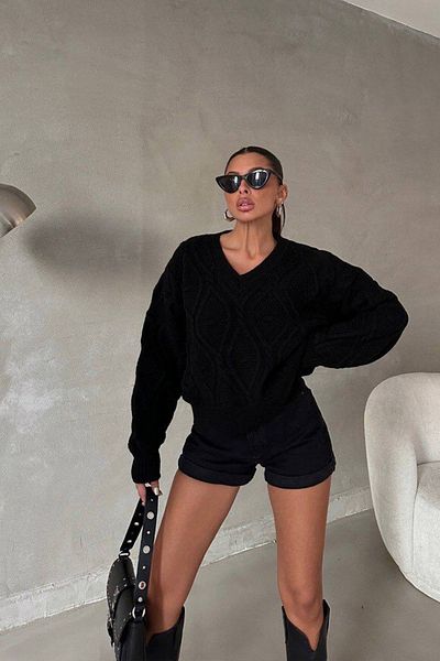Ortaya Çık Pulover negru cu decolteu în V tricotat cu model