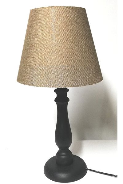 TEKAY AYDINLATMA Bedroom lampshade with black wooden legs and jute headboard