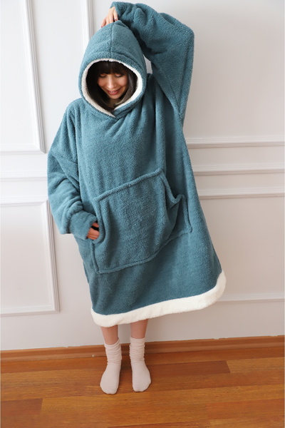 ROKEFF Wellsoft Giyilebilir Battaniye-Beyaz Bantlı, Beyaz Kapüşonlu