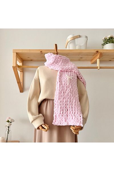qarmacha Puffy Hand Knitted Scarf