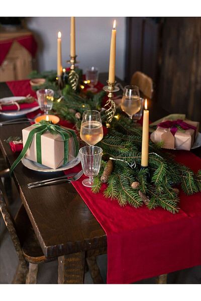 Wellstil Premium |   Christmas Themed Linen Red Runner 40 X 150 cm