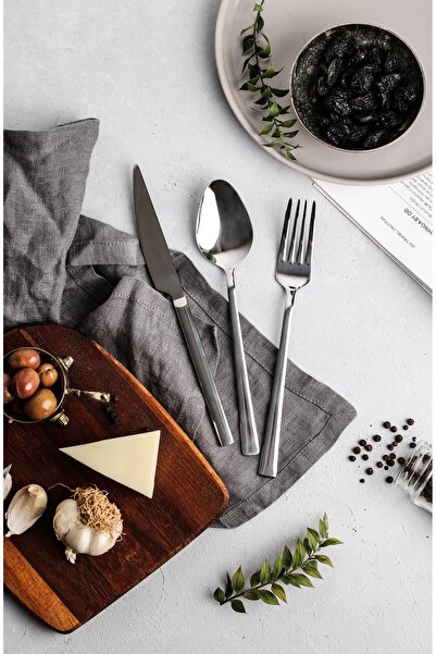 KHAKMA 18 Piece Diamond Steel Fork Knife Spoon Set for 6 People PIR3LÜ6K18P