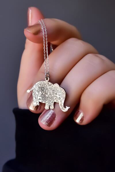 Sinsirella 925 Ayar Gümüş Antik Ve Etnik Desenli, Vintage Fil Kolye