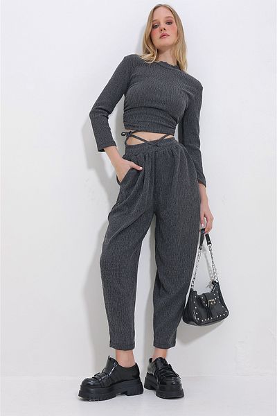 Trend Alaçatı Stili Γυναικείο ανθρακί ψηλόμεσο παντελόνι διπλής τσέπης τσαλακωμένο ALC-X11412