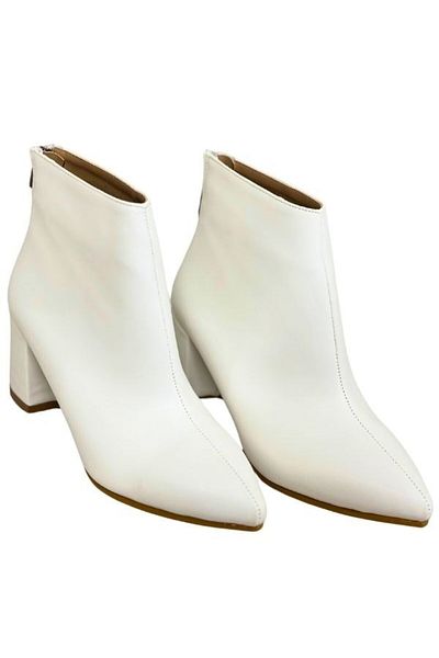 İmerShoes White Short Boots - Chunky Heel, Zip-Up, Pointed Toe and Serrated Sole Fur Lining Bootie 211