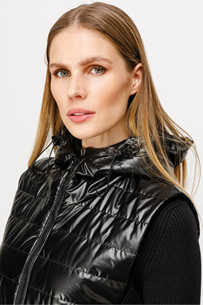 Butik Triko Knitwear Combination Hooded Quilted Vest