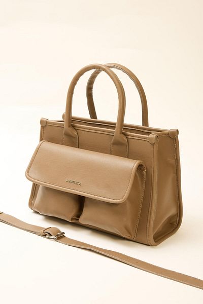 Manuka WIDE POCKET LEATHER SHOULDER BAG MINK