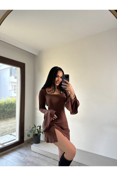 OKSO Balon Kol Detaylı Yırtmaçlı Kare Yaka Kısa Elbise