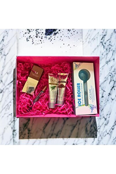 Kozmetik Aralık Ayı Sürpriz Hediye Kutusu