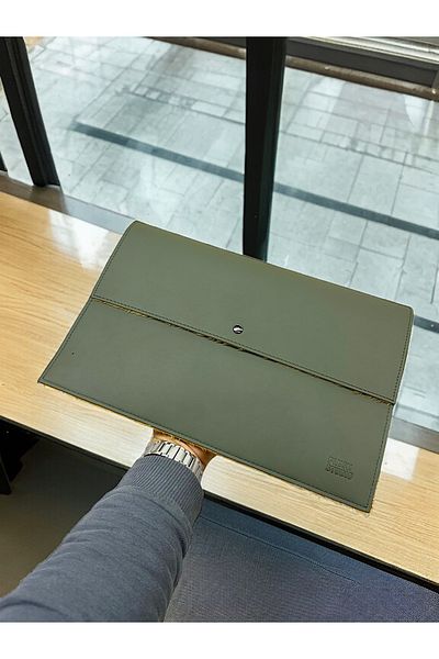PLUSH STUDIO Ledcase Servietă pentru computer de 13,3-14 inchi din piele verde kaki+ velboa de cămilă (36x24cm)