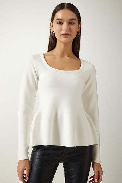 Happiness İstanbul Women's Ecru Square Collar Flounced Knitwear Blouse AH00154