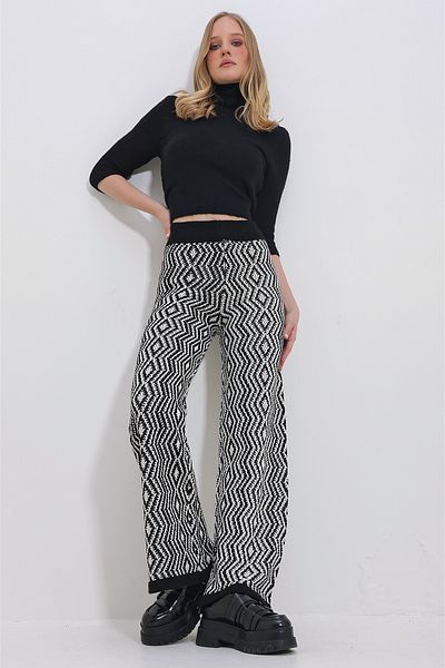 Trend Alaçatı Stili Women's Black-Cream Ethnic Patterned High Waist Knitwear Palazzo Trousers ALC-X11405
