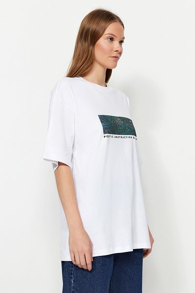 Trendyol Collection White Unisex Oversize Devrim Erbil Printed Knitted T-Shirt TWOSS24TS00017
