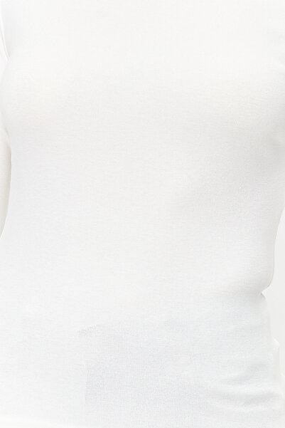 Trendyol Collection Ecru prémium puha szövetből készült csónaknyakú kötött blúz TWOAW24BZ00227