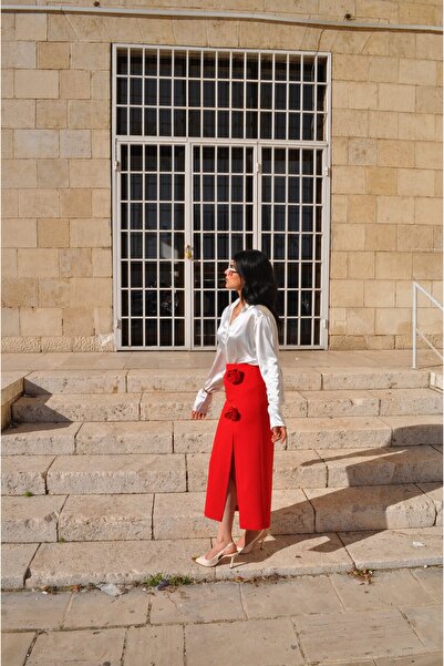 Nous ROSE AND SLITDING DETAILED DESIGN RED SKIRT