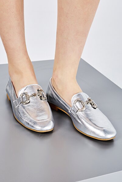 Valmenti Дамски мокасини от естествена кожа в цвят металик Ester