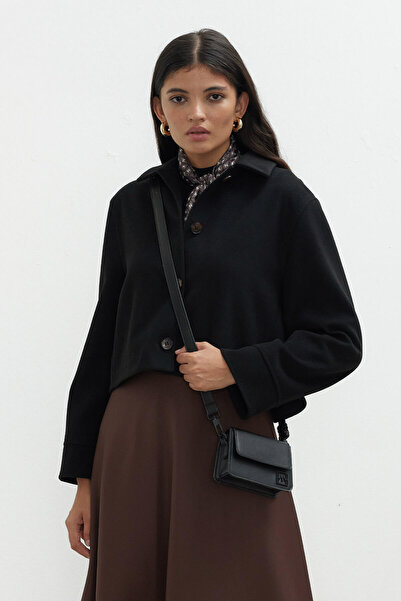 Manuka ROMAN MINITASCHE SCHWARZ