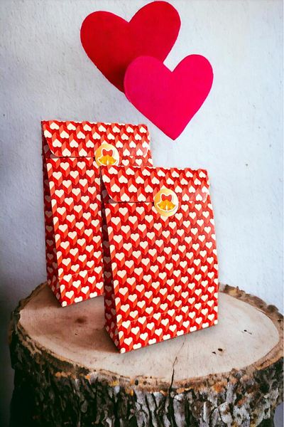 İstisna 2 Special Design Christmas Gift Package - Valentine's Day Paper Bag Sticker Gift