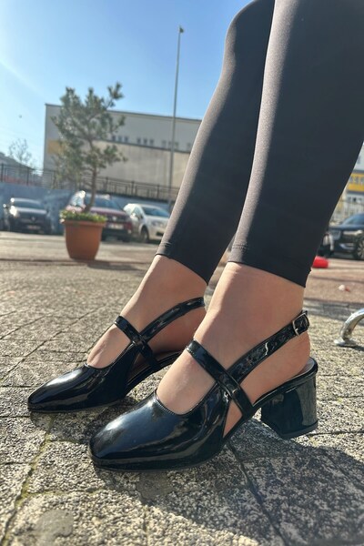 İmerShoes Щоденні жіночі чорні лаковані класичні туфлі на товстому каблуці з відкритою задньою частиною, квадратним носком, для вечірнього вбрання 108