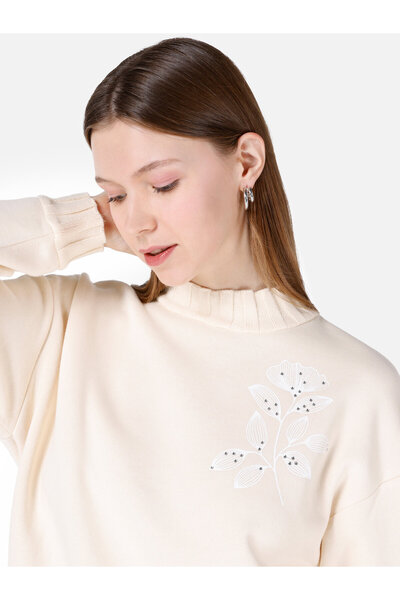 Colin's Ekru Kadın Sweatshirt