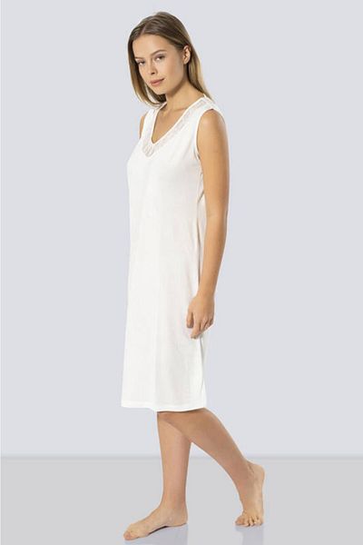 TÜREN Women's Cream Lace V-Neck Sleeveless Nightgown 3285