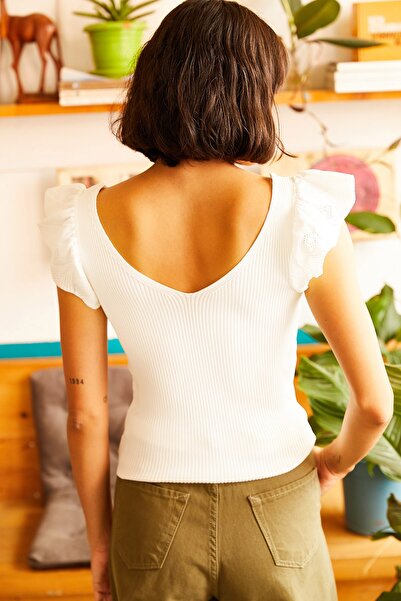 Olalook Women's White Front Back V Shoulder Ruffle Knitwear Blouse BLZ-19001097