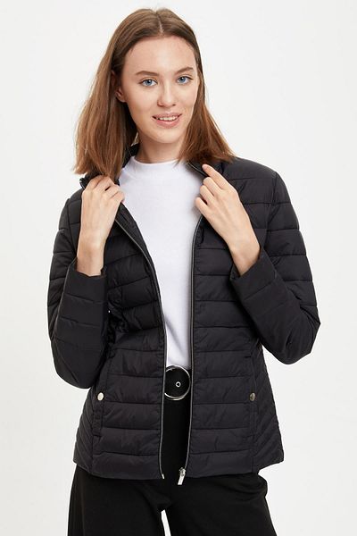 DeFacto Women's Black Red Zippered Puffer Jacket N6357AZ20AU