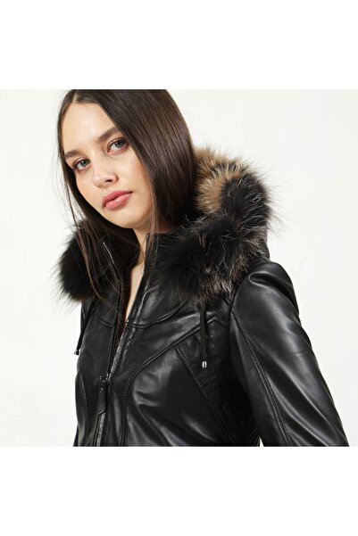 Dericlub Kadın  Siyah Kapşonlu Gerçek Deri Kaban Yb-2096