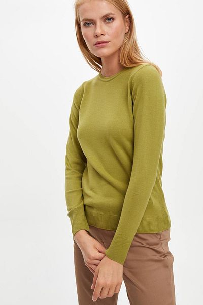 DeFacto Basic Crew Neck Relax Fit Extra Soft Cashmere Textured Knitwear Sweater