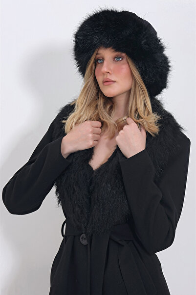 Trend Alaçatı Stili Dámská černá čepice z umělé kožešiny ALC-X11423