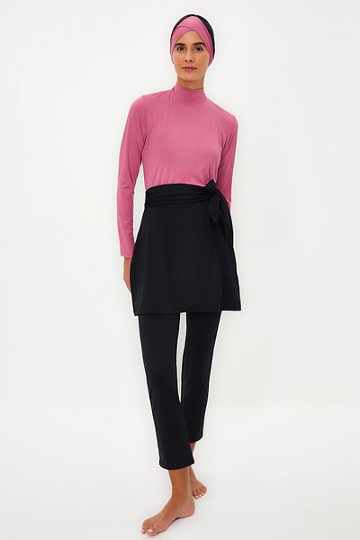 Trendyol Modest Dusty Rose Farbblock-Langarm-Strick-4-teiliges, vollständig bedecktes Badeanzug-Set TCTSS22CF0028