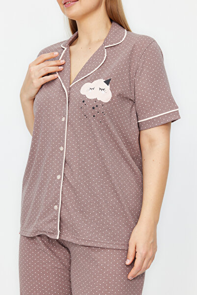 Trendyol Curve Mink Polka Dot Patterned Shirt Collar Knitted Pajamas Set TBBAW24AI00037