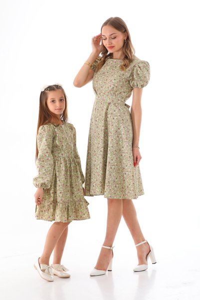 Moda Lippa Çiçek Desenli Kloş Fıstık Yeşil Anne Kız Çocuk Kombini (Tekli Fiyattır)