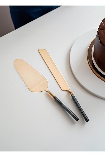The Mia Dark Cake - 2-Piece Serving Set