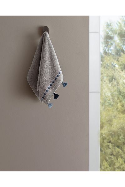 Madame Coco Gland Hand Towel