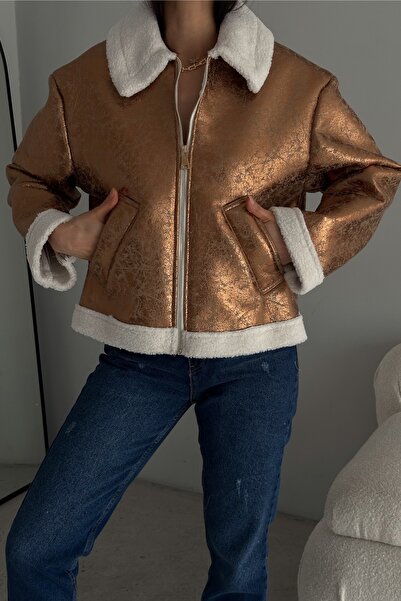 FEMELLE Gilded Pocket Zippered Fur Inside Coat